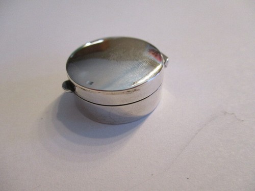 Sterling silver pill box round